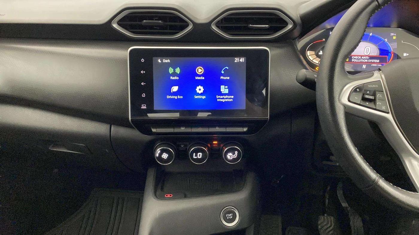 2022 Nissan MAGNITE XV PREMIUM TURBO CVT, Petrol, Automatic, 23,065 km, Air Conditioner