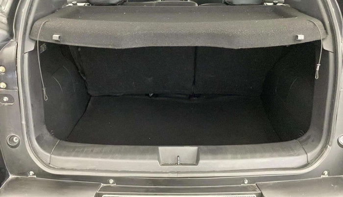 2022 Nissan MAGNITE XV PREMIUM TURBO CVT, Petrol, Automatic, 23,064 km, Boot Inside