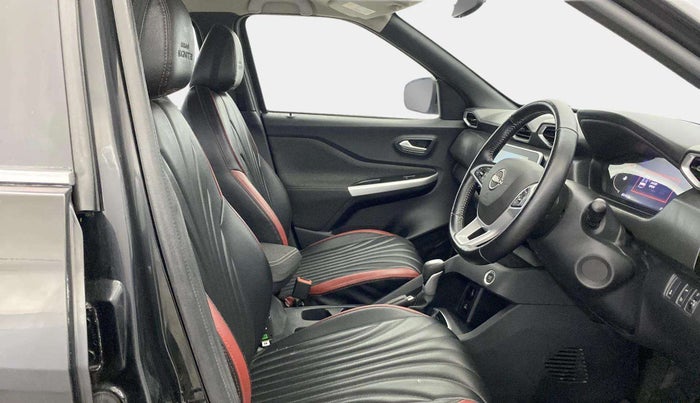 2022 Nissan MAGNITE XV PREMIUM TURBO CVT, Petrol, Automatic, 23,064 km, Right Side Front Door Cabin
