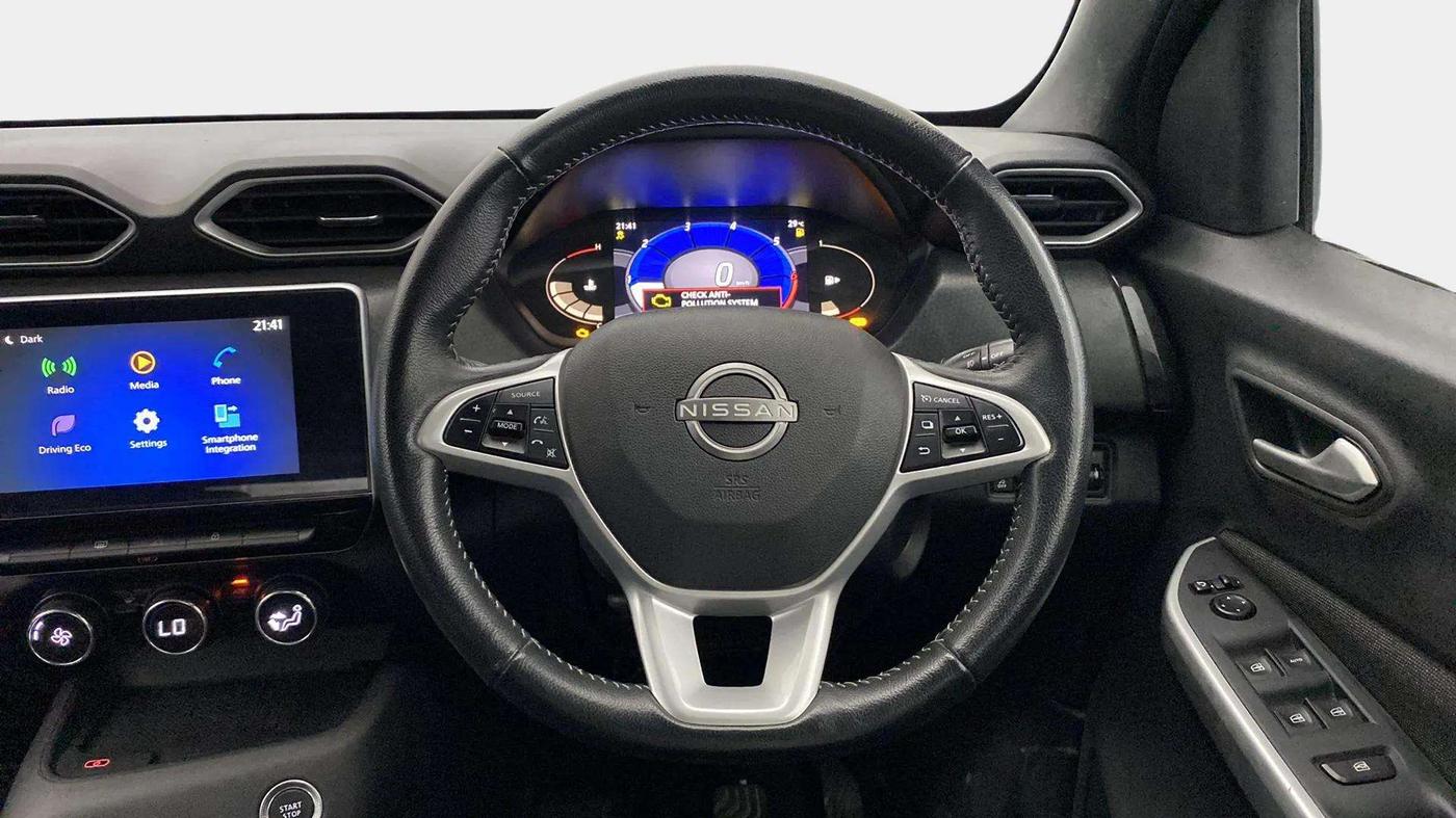 2022 Nissan MAGNITE XV PREMIUM TURBO CVT, Petrol, Automatic, 23,065 km, Steering Wheel Close Up