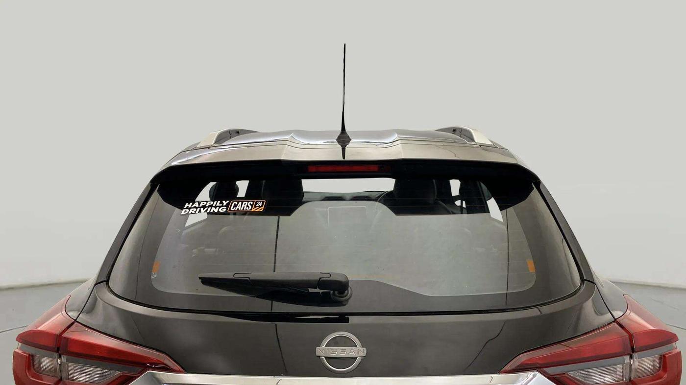 2022 Nissan MAGNITE XV PREMIUM TURBO CVT, Petrol, Automatic, 23,065 km, Rear Windshield