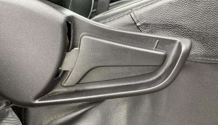 2021 Maruti S PRESSO VXI+, Petrol, Manual, 21,932 km, Driver Side Adjustment Panel