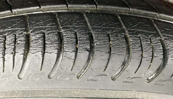 2021 Maruti S PRESSO VXI+, Petrol, Manual, 21,932 km, Left Front Tyre Tread