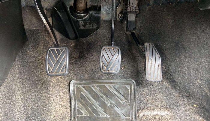 2023 Maruti Swift VXI CNG, CNG, Manual, 36,402 km, Pedals