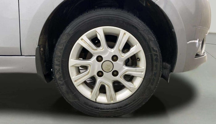 2018 Tata Tiago XZA PETROL, Petrol, Automatic, 77,722 km, Right Front Wheel