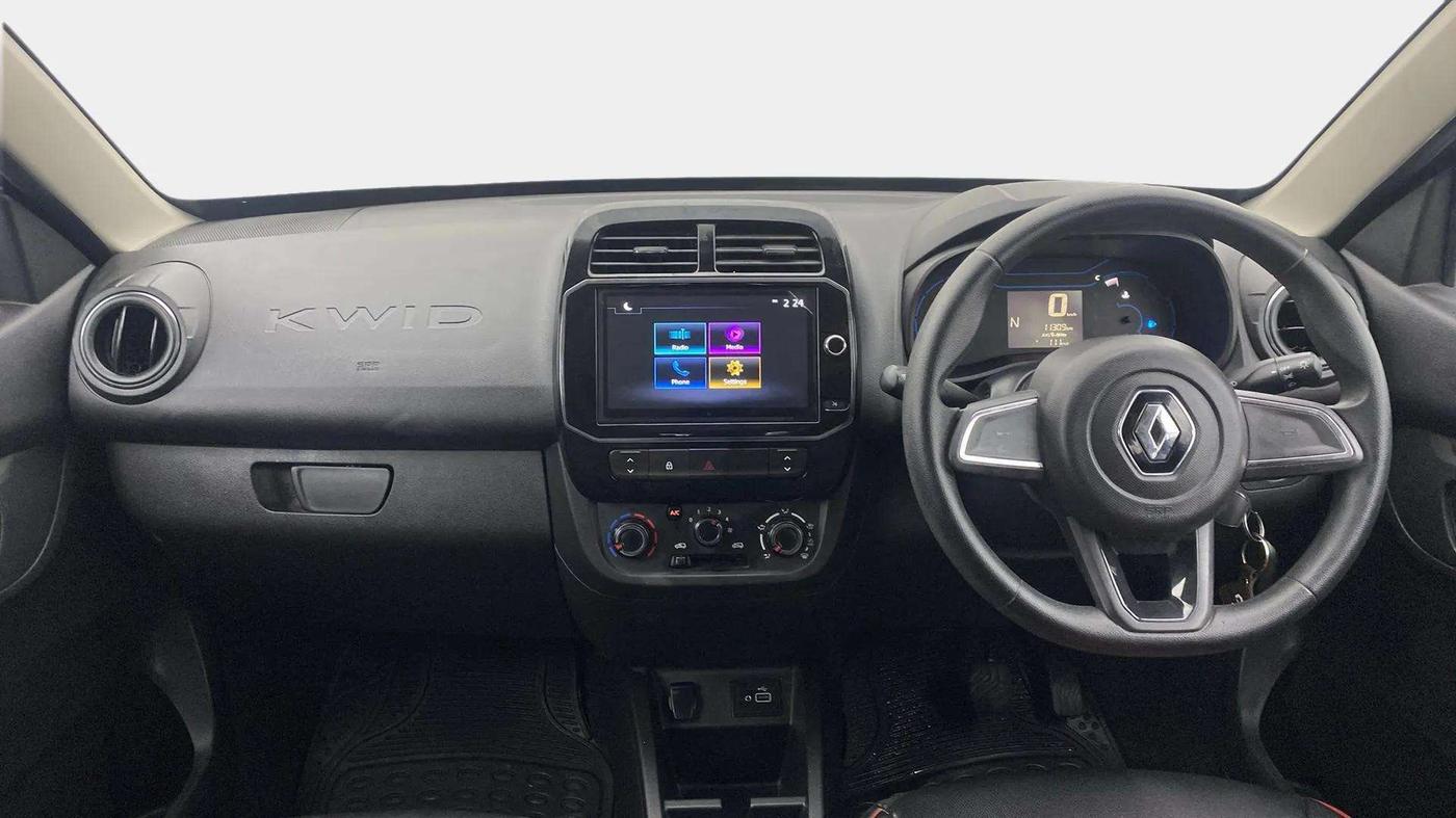 2022 Renault Kwid RXT 1.0 AMT, Petrol, Automatic, 11,445 km, Dashboard