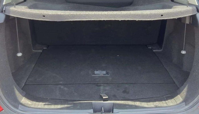 2021 Tata Harrier XTA 2.0L KRYOTEC PLUS, Diesel, Automatic, 89,881 km, Boot Inside
