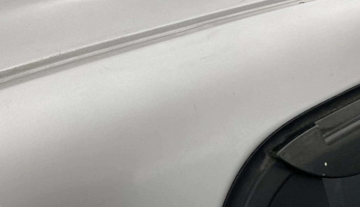 2021 Renault Kwid RXT 1.0 (O), Petrol, Manual, 38,102 km, Right C pillar - Minor scratches