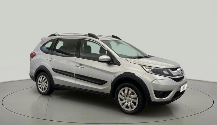 2017 Honda BR-V 1.5L I-VTEC S, Petrol, Manual, 77,520 km, Right Front Diagonal