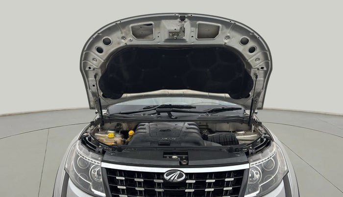 2019 Mahindra XUV500 W11, Diesel, Manual, 97,642 km, Open Bonet