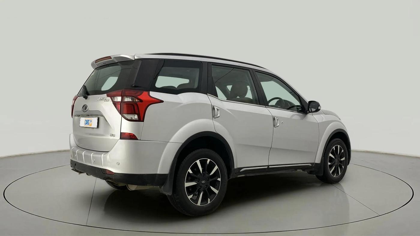 2019 Mahindra XUV500 W11, Diesel, Manual, 97,642 km, Right Back Diagonal