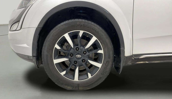 2019 Mahindra XUV500 W11, Diesel, Manual, 97,642 km, Left Front Wheel