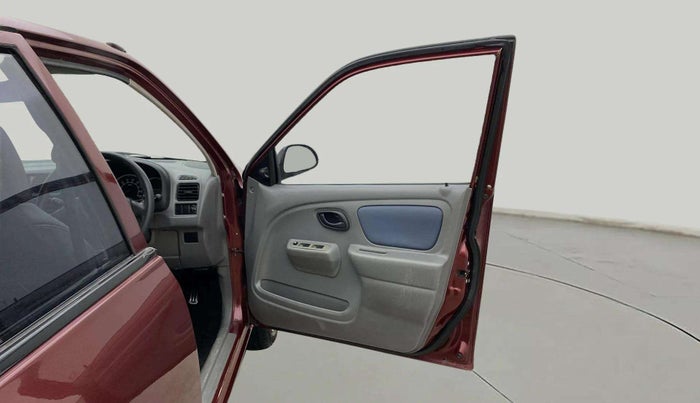 2014 Maruti Alto K10 VXI, Petrol, Manual, 68,361 km, RHS Front Door