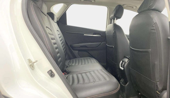 2021 KIA SONET HTK PLUS 1.0 IMT, Petrol, Manual, 38,369 km, Right Side Rear Door Cabin