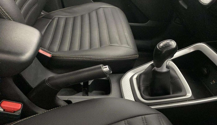 2021 KIA SONET HTK PLUS 1.0 IMT, Petrol, Manual, 38,369 km, Gear Lever