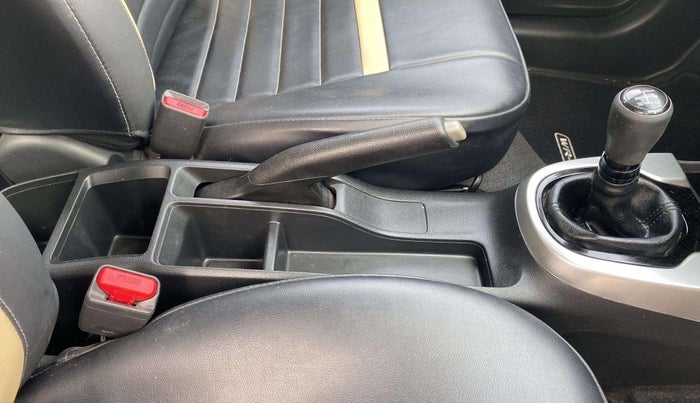 2019 Honda WR-V 1.2L I-VTEC S MT, Petrol, Manual, 42,232 km, Gear Lever