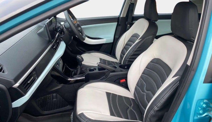 2024 Tata NEXON Creative Plus 1.2 iCNG, CNG, Manual, 11,770 km, Right Side Front Door Cabin