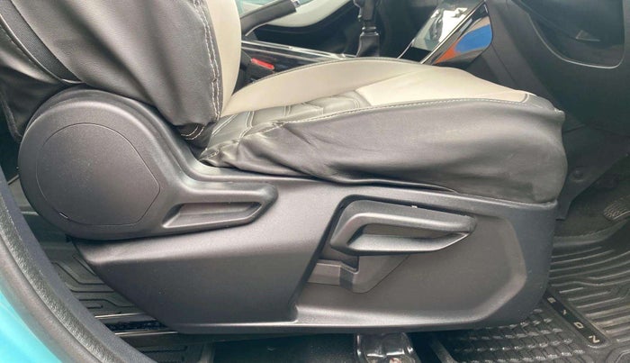 2024 Tata NEXON Creative Plus 1.2 iCNG, CNG, Manual, 11,770 km, Driver Side Adjustment Panel