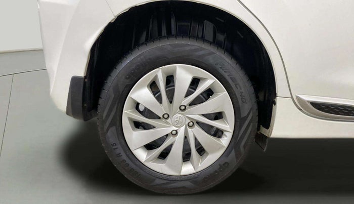 2024 Toyota Glanza E, Petrol, Manual, 13,827 km, Right Rear Wheel