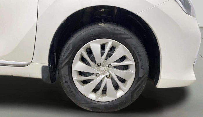 2024 Toyota Glanza E, Petrol, Manual, 13,827 km, Right Front Wheel