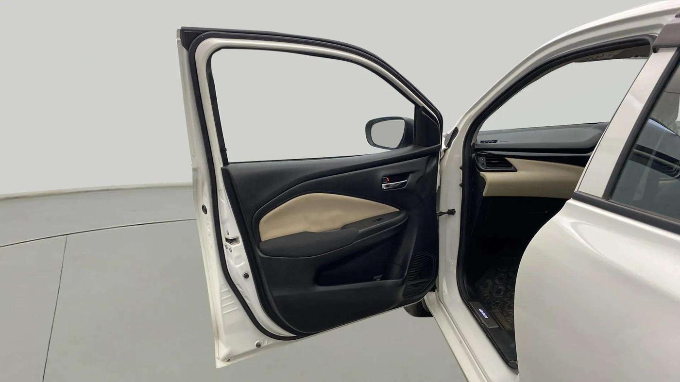 2024 Toyota Glanza E, Petrol, Manual, 13,935 km, LHS Front Door