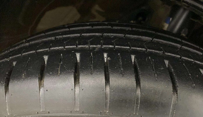 2024 Toyota Glanza E, Petrol, Manual, 13,827 km, Right Front Tyre Tread