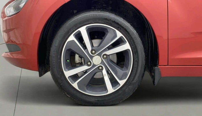 2021 Tata ALTROZ XZ PLUS DIESEL, Diesel, Manual, 13,083 km, Left Front Wheel