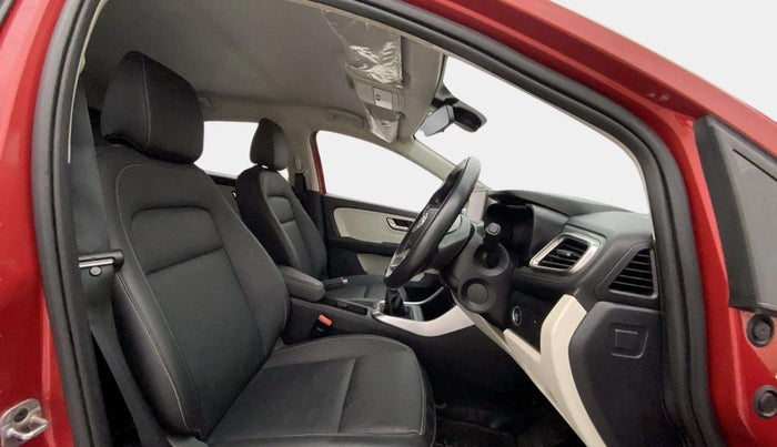 2021 Tata ALTROZ XZ PLUS DIESEL, Diesel, Manual, 13,083 km, Right Side Front Door Cabin