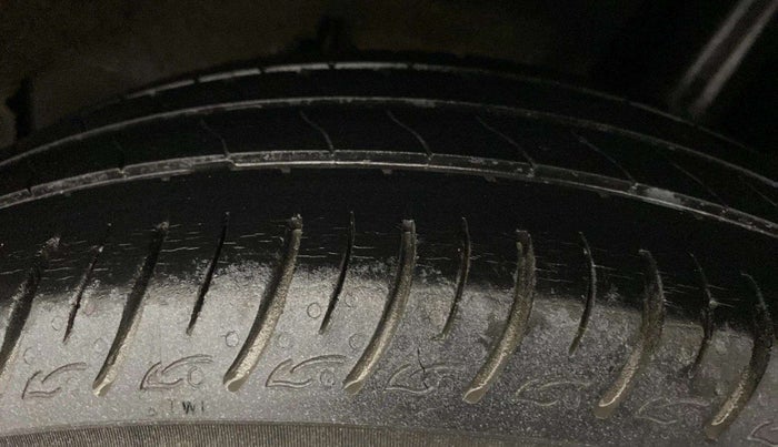 2020 Maruti Baleno SIGMA PETROL 1.2, Petrol, Manual, 28,470 km, Left Rear Tyre Tread