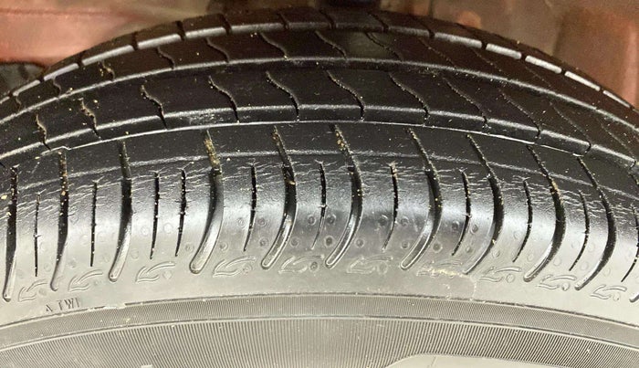2021 Maruti S PRESSO VXI+, Petrol, Manual, 30,941 km, Left Front Tyre Tread