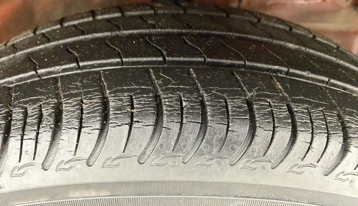 2021 Maruti S PRESSO VXI+, Petrol, Manual, 30,941 km, Right Front Tyre Tread