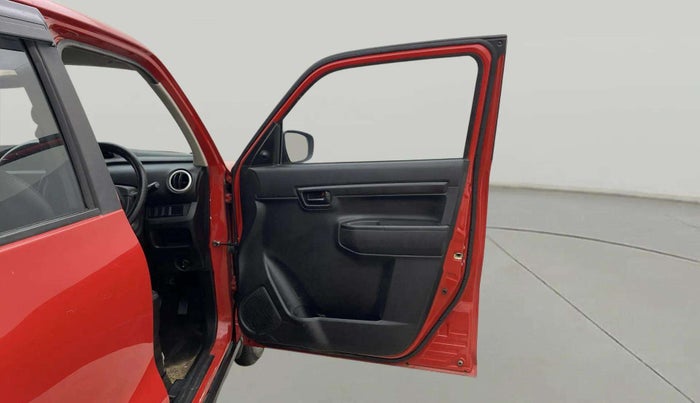 2021 Maruti S PRESSO VXI+, Petrol, Manual, 30,941 km, RHS Front Door