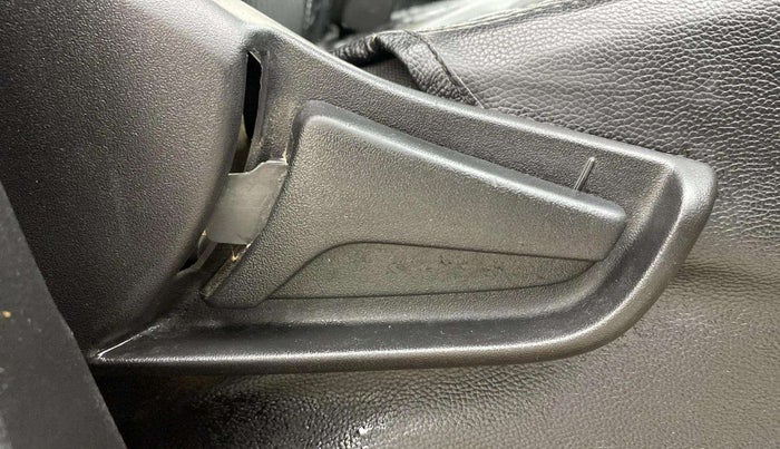 2021 Maruti S PRESSO VXI+, Petrol, Manual, 30,941 km, Driver Side Adjustment Panel