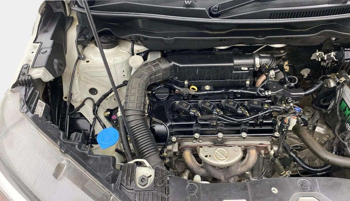 2021 Maruti XL6 ZETA MT, Petrol, Manual, 36,212 km, Engine View - Right