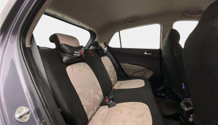 2015 Hyundai Grand i10 ASTA AT 1.2 KAPPA VTVT, Petrol, Automatic, 19,546 km, Right Side Rear Door Cabin