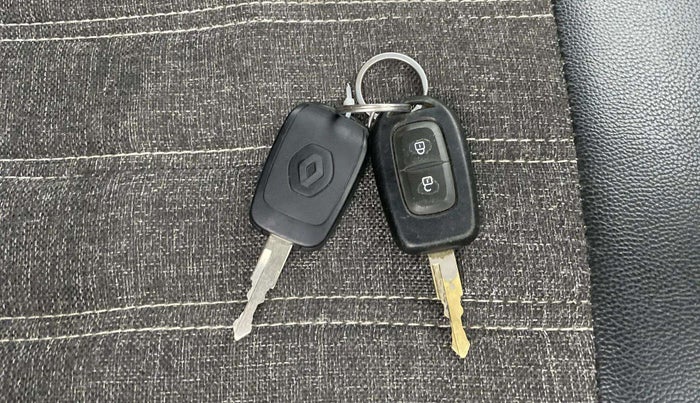 2019 Renault Kwid RXT 1.0 (O), Petrol, Manual, 37,057 km, Key Close Up