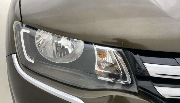 2019 Renault Kwid RXT 1.0 (O), Petrol, Manual, 37,057 km, Right headlight - Clamp has minor damage