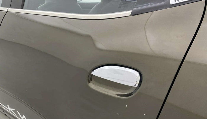 2019 Renault Kwid RXT 1.0 (O), Petrol, Manual, 37,057 km, Rear left door - Slightly dented
