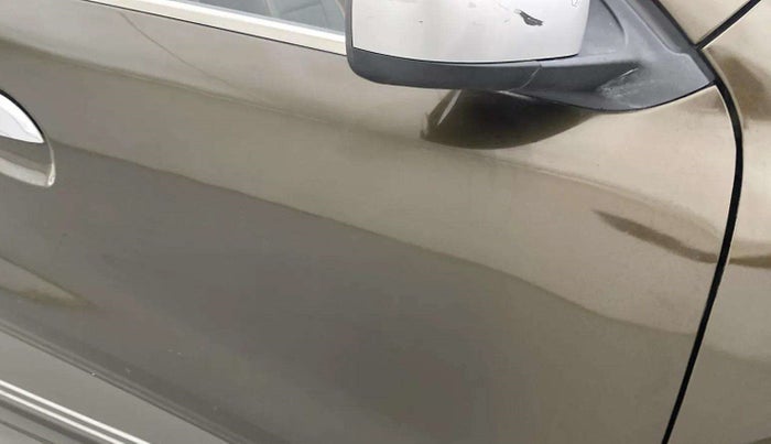 2019 Renault Kwid RXT 1.0 (O), Petrol, Manual, 37,057 km, Driver-side door - Beading has minor damage
