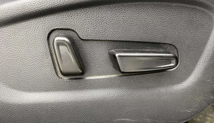 2019 Hyundai Creta SX (O) 1.6 PETROL, Petrol, Manual, 41,885 km, Driver Side Adjustment Panel