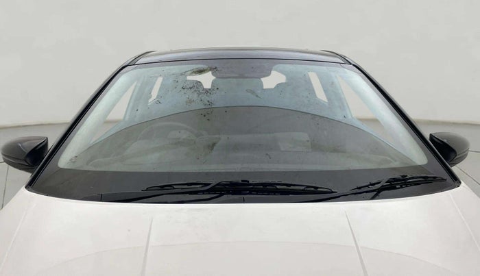 2024 Hyundai NEW I20 ASTA (O) 1.2 IVT, Petrol, Automatic, 14,097 km, Front Windshield