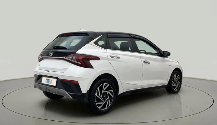 2024 Hyundai NEW I20 ASTA (O) 1.2 IVT, Petrol, Automatic, 14,097 km, Right Back Diagonal