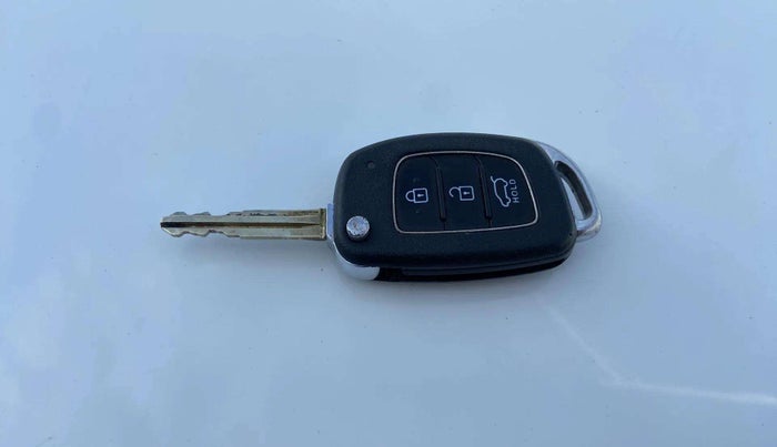 2019 Hyundai Elite i20 SPORTZ PLUS 1.4 CRDI, Diesel, Manual, 66,353 km, Key Close Up