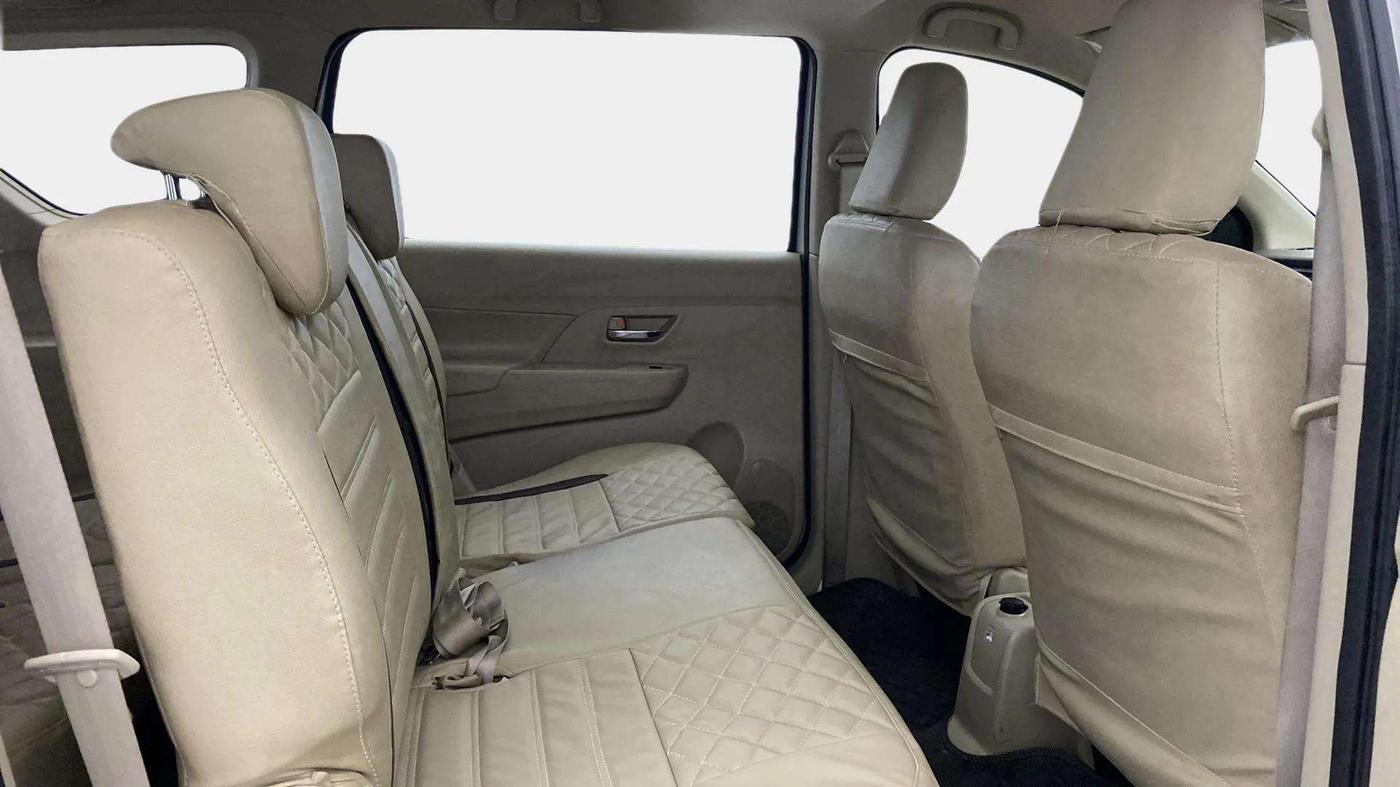 2021 Maruti Ertiga VXI CNG, CNG, Manual, 57,015 km, Right Side Rear Door Cabin