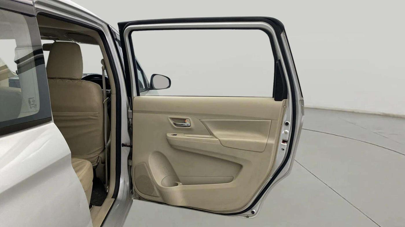 2021 Maruti Ertiga VXI CNG, CNG, Manual, 57,015 km, RHS Rear Door