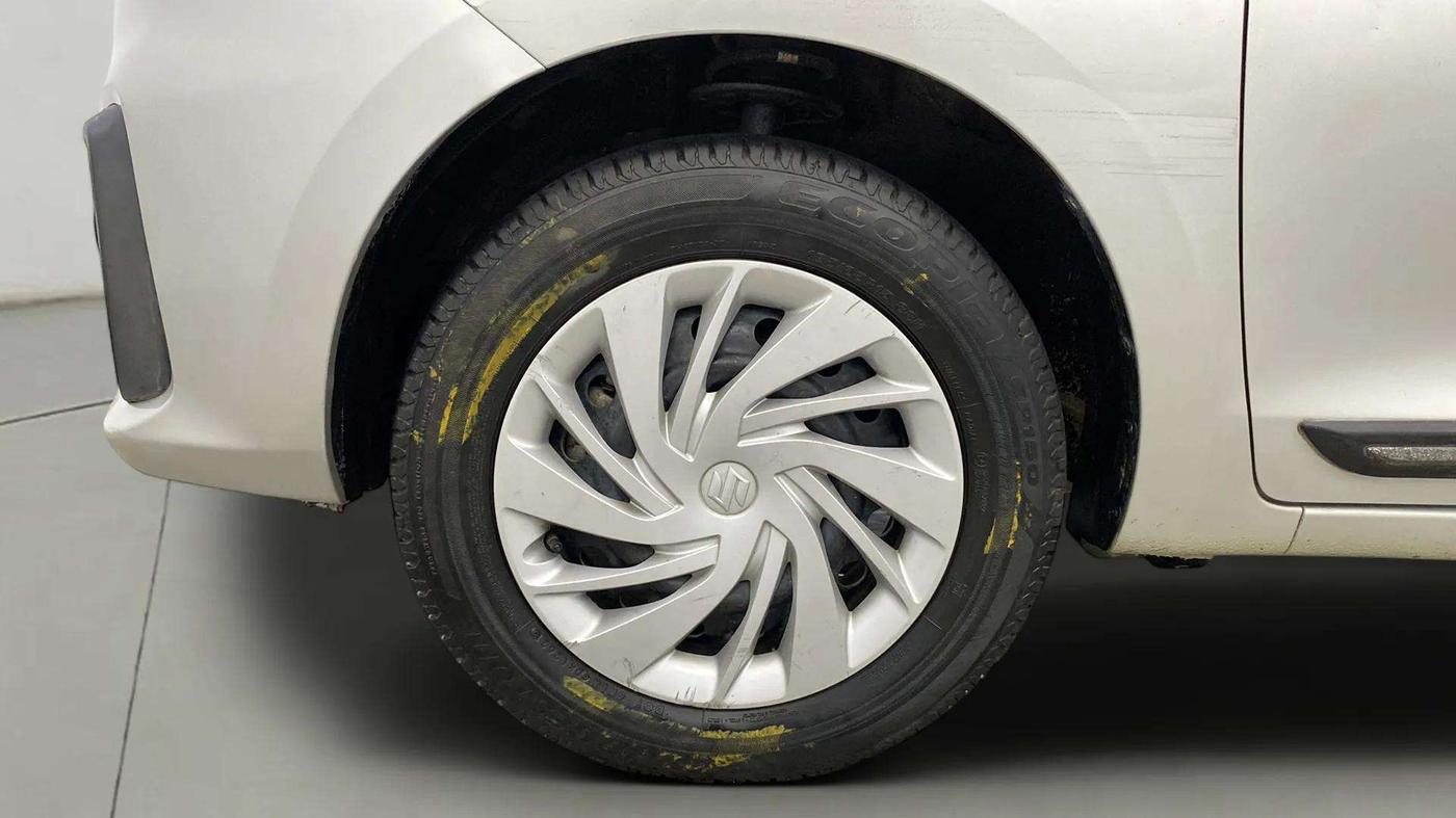2021 Maruti Ertiga VXI CNG, CNG, Manual, 57,015 km, Left Front Wheel