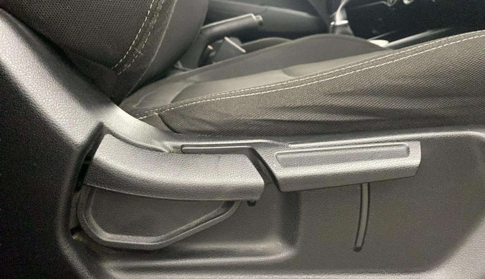 2019 Hyundai VENUE SX 1.0 TURBO, Petrol, Manual, 59,172 km, Driver Side Adjustment Panel