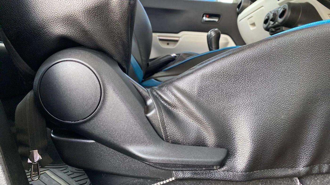 2019 Maruti IGNIS DELTA 1.2, Petrol, Manual, 47,742 km, Driver Side Adjustment Panel