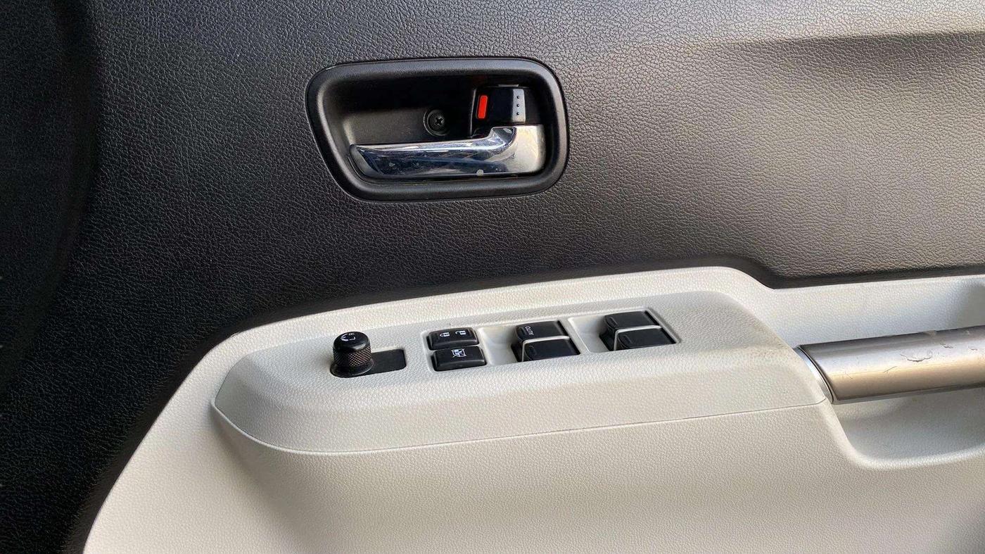 2019 Maruti IGNIS DELTA 1.2, Petrol, Manual, 47,742 km, Driver Side Door Panels Control