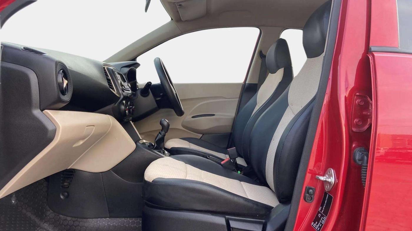 2022 Hyundai NEW SANTRO MAGNA, Petrol, Manual, 22,701 km, Right Side Front Door Cabin